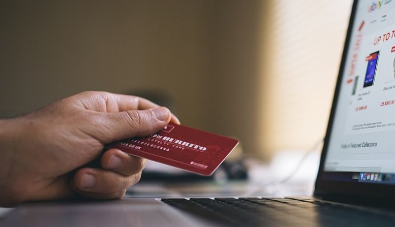 Diferencias de la tarjeta de débito y la tarjeta de crédito en el cajero automático